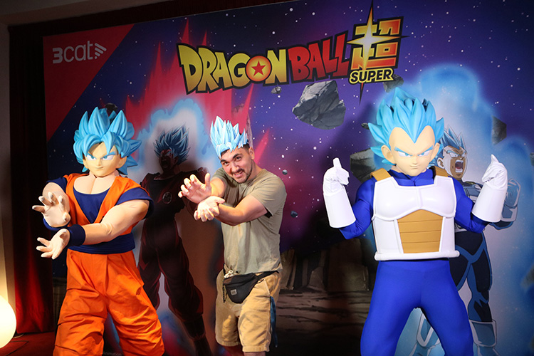 socpetit.cat/els-fans-de-bo…
Els fans celebren el retorn de Bola de Drac Super a les pantalles catalanes! No et perdis l'estrena a 3Cat
#BolaDeDracSuper #3Cat #AnimeEnCatalà #DragonBallSuper #EstrenaTV #FansDeBolaDeDrac <a href="/boladedrac/">Bola de Drac ✪</a> <a href="/som3cat/">3Cat</a>