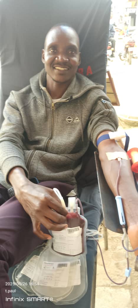 Faluku (@lfalukulwere) on Twitter photo Donate blood today at;
-Protea Hotel Kololo
-Luwum Street
-Bahati High School Seguku
-Kyaddondo Tech Institute
-Plus blood banks
<a href="/ProteaKampalaH/">Protea Hotel by Marriott® Kampala</a> <a href="/ProteaHotels/">Protea Hotels by Marriott</a> <a href="/ubtsug1/">Uganda Blood Transfusion Service (UBTS)</a> <a href="/UgandaRedCross/">Uganda Red Cross Society</a> <a href="/RichardHeineken/">Blood group O- and climate advocate.</a> <a href="/Blood4Uganda/">Donate:Blood4Uganda</a> <a href="/NadaAndersen/">Nada Andersen</a> <a href="/Kyaddondo_Ssaza/">SSAZA KYADDONDO</a> <a href="/Rotaract_Seguku/">Rotaract Club of Seguku (in formation)</a> <a href="/rotaryseguku/">Rotary Club of Seguku</a> Donate blood today at;
-Protea Hotel Kololo
-Luwum Street
-Bahati High School Seguku
-Kyaddondo Tech Institute
-Plus blood banks
<a href="/ProteaKampalaH/">Protea Hotel by Marriott® Kampala</a> <a href="/ProteaHotels/">Protea Hotels by Marriott</a> <a href="/ubtsug1/">Uganda Blood Transfusion Service (UBTS)</a> <a href="/UgandaRedCross/">Uganda Red Cross Society</a> <a href="/RichardHeineken/">Blood group O- and climate advocate.</a> <a href="/Blood4Uganda/">Donate:Blood4Uganda</a> <a href="/NadaAndersen/">Nada Andersen</a> <a href="/Kyaddondo_Ssaza/">SSAZA KYADDONDO</a> <a href="/Rotaract_Seguku/">Rotaract Club of Seguku (in formation)</a> <a href="/rotaryseguku/">Rotary Club of Seguku</a>
