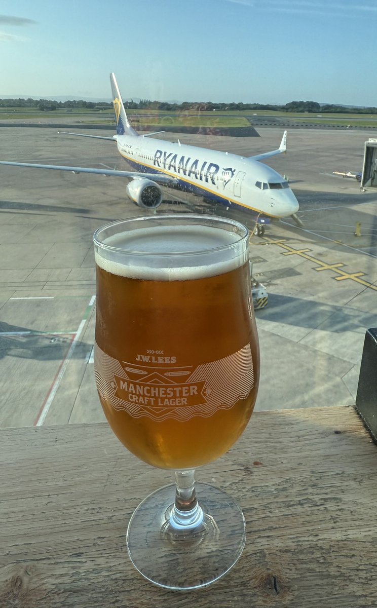 debsodowd's tweet photo. @Ryanair Great flight to Paphos yesterday https://t.co/0mQYbtKQCt
