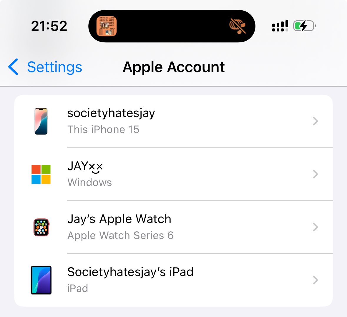 societyhatesjay's tweet photo. iMessage games? https://t.co/pyBHC6qL7W