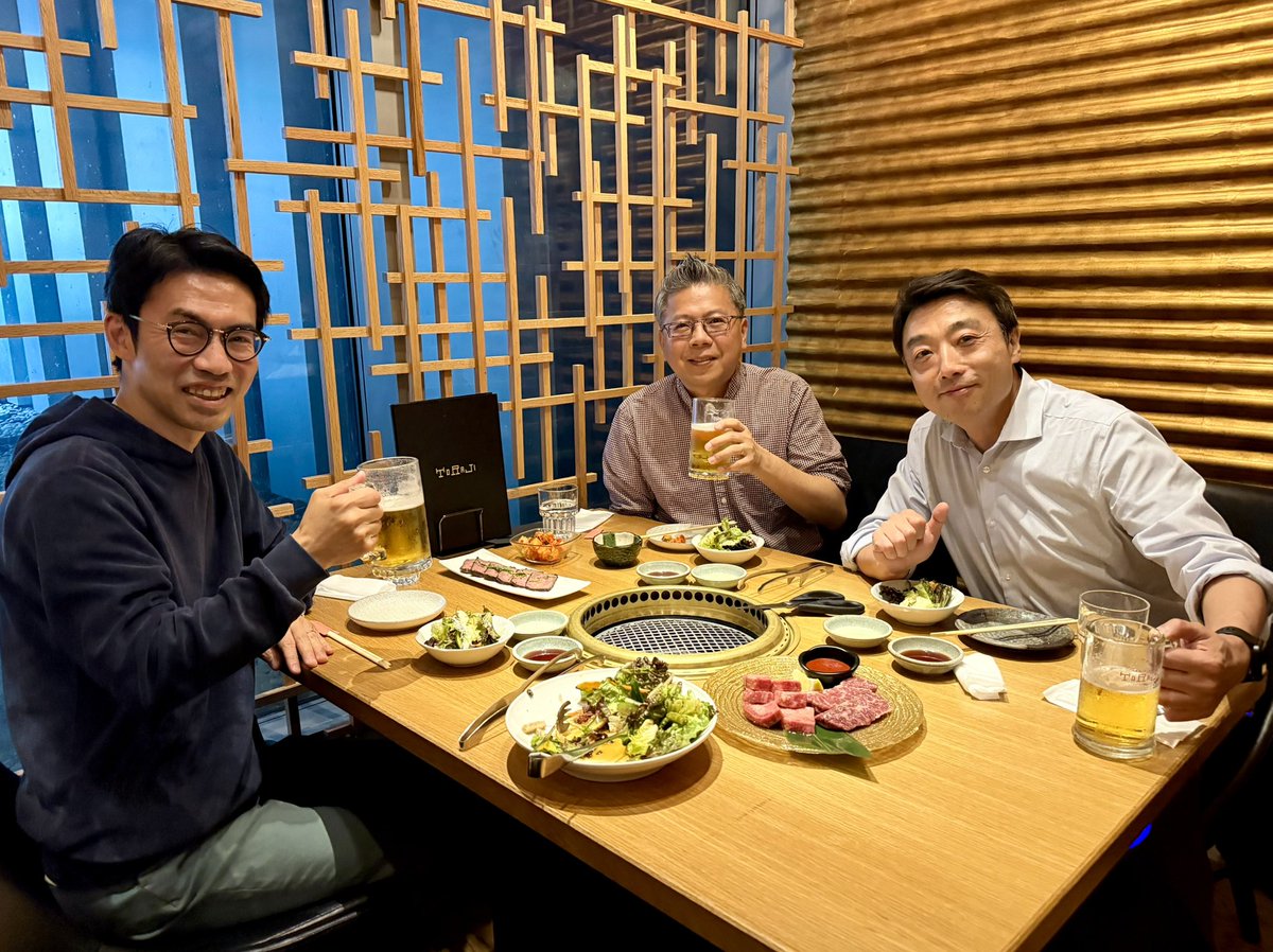 Keisuke Ito_Lab (@the_ito_lab) on Twitter photo Catching up with my @HarvardMed postdoc buddies instantly takes me back! Had such a lovely dinner in NY with my close, same-age friends Shingo <a href="/KajimuraLab/">Shingo Kajimura Lab</a> <a href="/HHMINEWS/">HHMI</a> & Hiro <a href="/morishih/">Hiro Morishita</a>. Thank you for always inspiring me with your science and for a friendship that never changes!! Catching up with my @HarvardMed postdoc buddies instantly takes me back! Had such a lovely dinner in NY with my close, same-age friends Shingo <a href="/KajimuraLab/">Shingo Kajimura Lab</a> <a href="/HHMINEWS/">HHMI</a> & Hiro <a href="/morishih/">Hiro Morishita</a>. Thank you for always inspiring me with your science and for a friendship that never changes!!