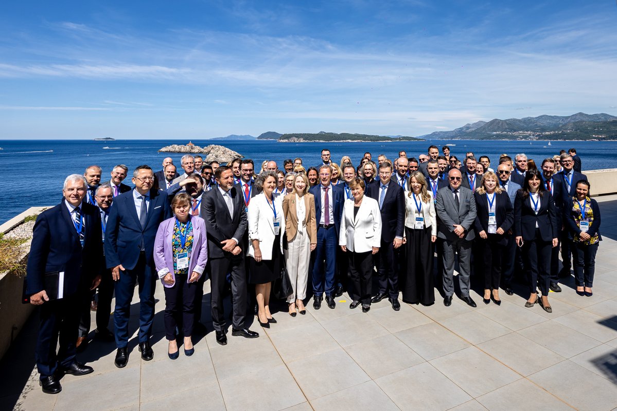 IMF Offices in Europe (@imfineurope) on Twitter photo "Reforms in Central, Eastern & Southeastern Europe present a unique opportunity to unlock the region's full potential & foster strength & resilience", said <a href="/IMFNews/">IMF</a> Managing Director <a href="/KGeorgieva/">Kristalina Georgieva</a> at the 4th edition of the Dubrovnik conference (May 29-30) organized with <a href="/HNB_HR/">Hrvatska narodna banka</a>. "Reforms in Central, Eastern & Southeastern Europe present a unique opportunity to unlock the region's full potential & foster strength & resilience", said <a href="/IMFNews/">IMF</a> Managing Director <a href="/KGeorgieva/">Kristalina Georgieva</a> at the 4th edition of the Dubrovnik conference (May 29-30) organized with <a href="/HNB_HR/">Hrvatska narodna banka</a>.