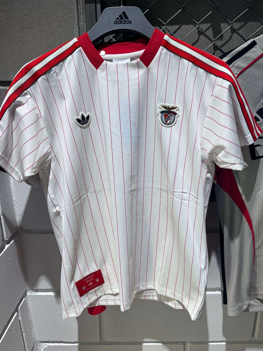 <a href="/classicshirts/">Classic Football Shirts</a> Also long sleeve for the main kit and an Originals. 🦅