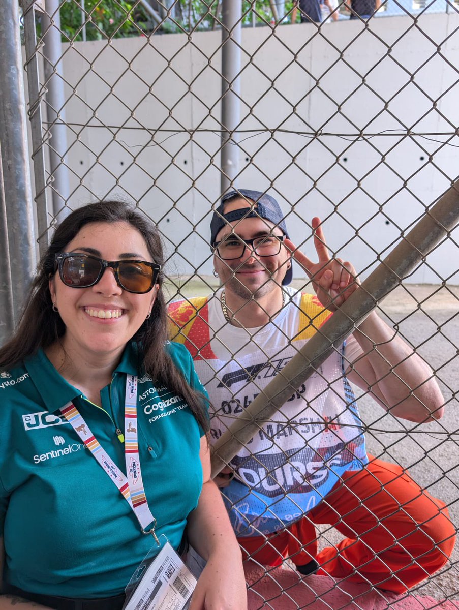 Pol Aeri (@pol_aeri) on Twitter photo Aquest cap de setmana vaig desvirtualitzar la streamer top de parla castellana
Molt agraït per la visita <a href="/mariaprimoleal/">María Primo Leal 🏁</a> Aquest cap de setmana vaig desvirtualitzar la streamer top de parla castellana
Molt agraït per la visita <a href="/mariaprimoleal/">María Primo Leal 🏁</a>