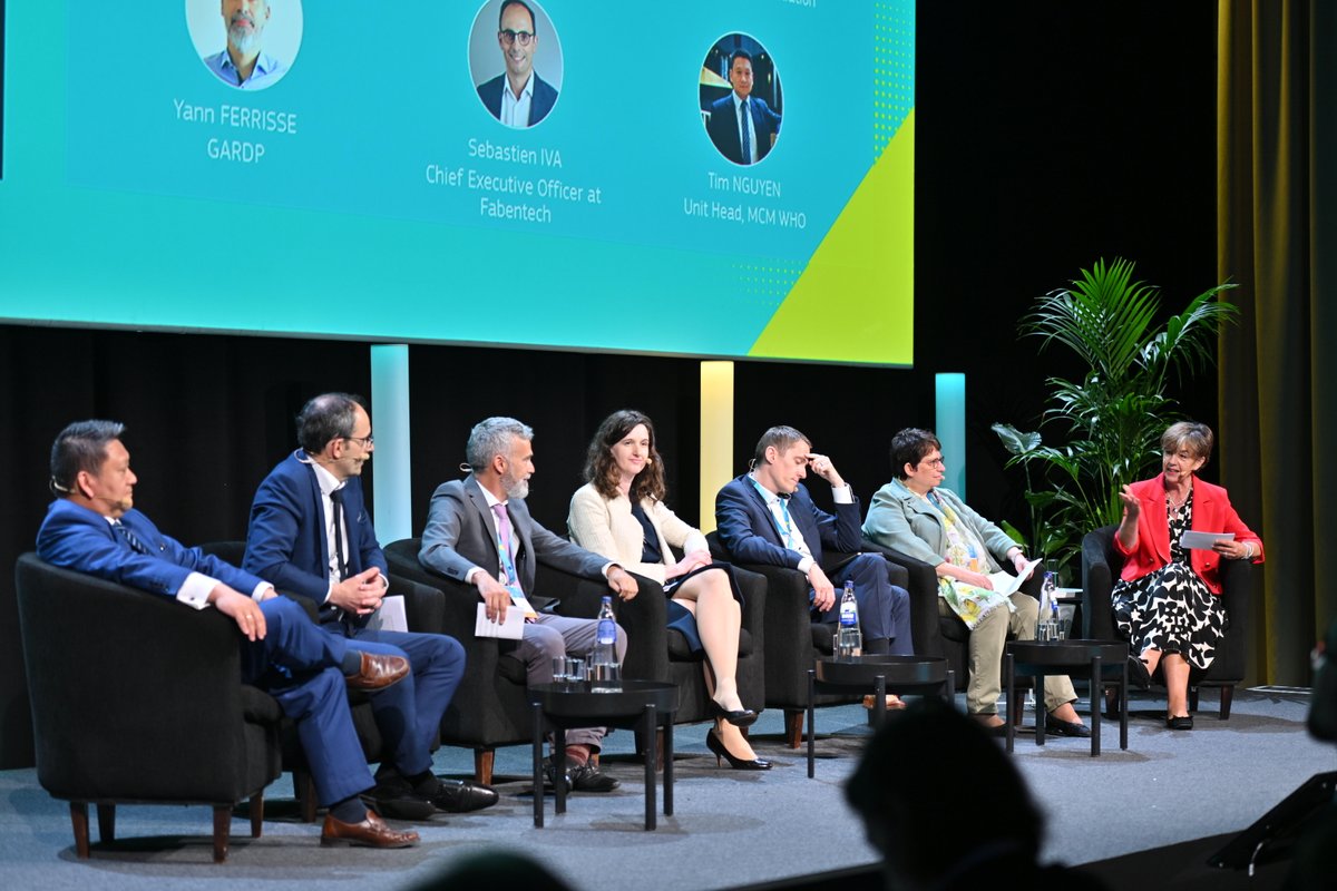 The second session explored ways to break barriers to effective funding of innovative MCMs. Speakers highlighted a need for an end-to-end approach and coordinated EU funding to attract R&amp;D investments, particularly to support SMEs and #AMR product development.