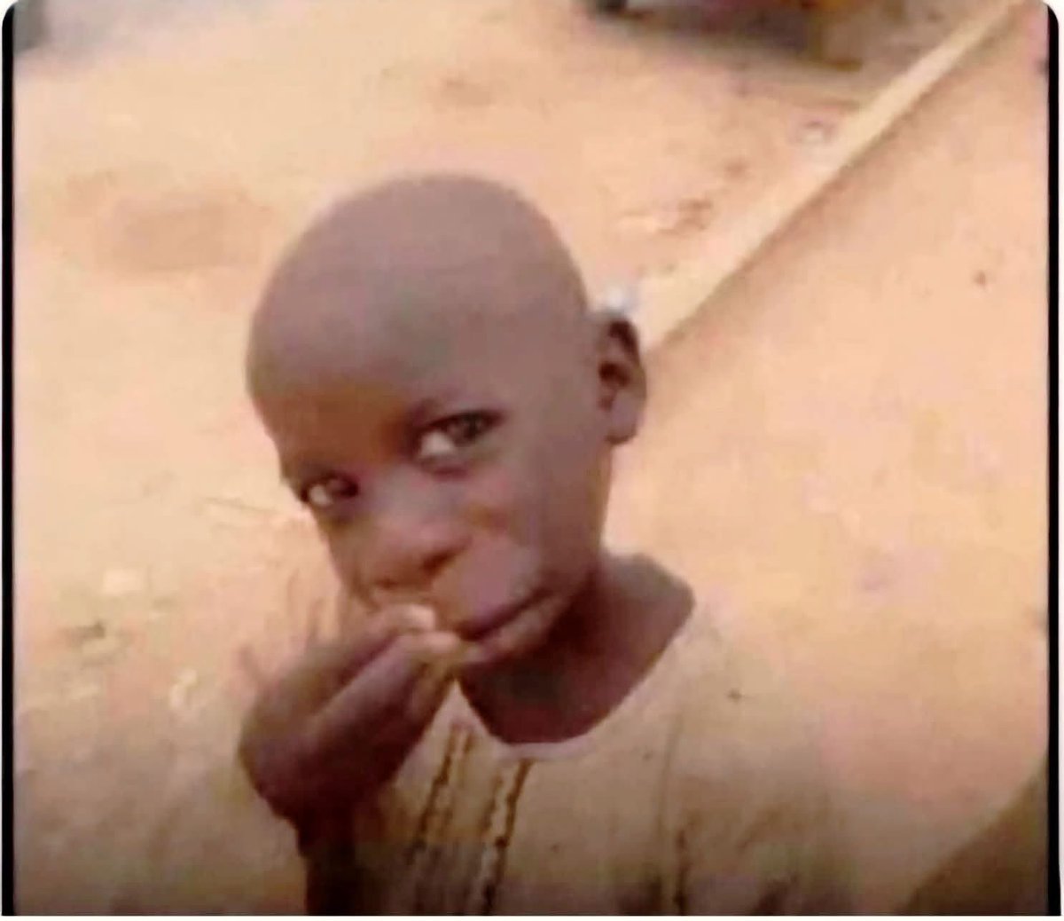 How people from abroad see you, when you send them 'Hi'😂😂