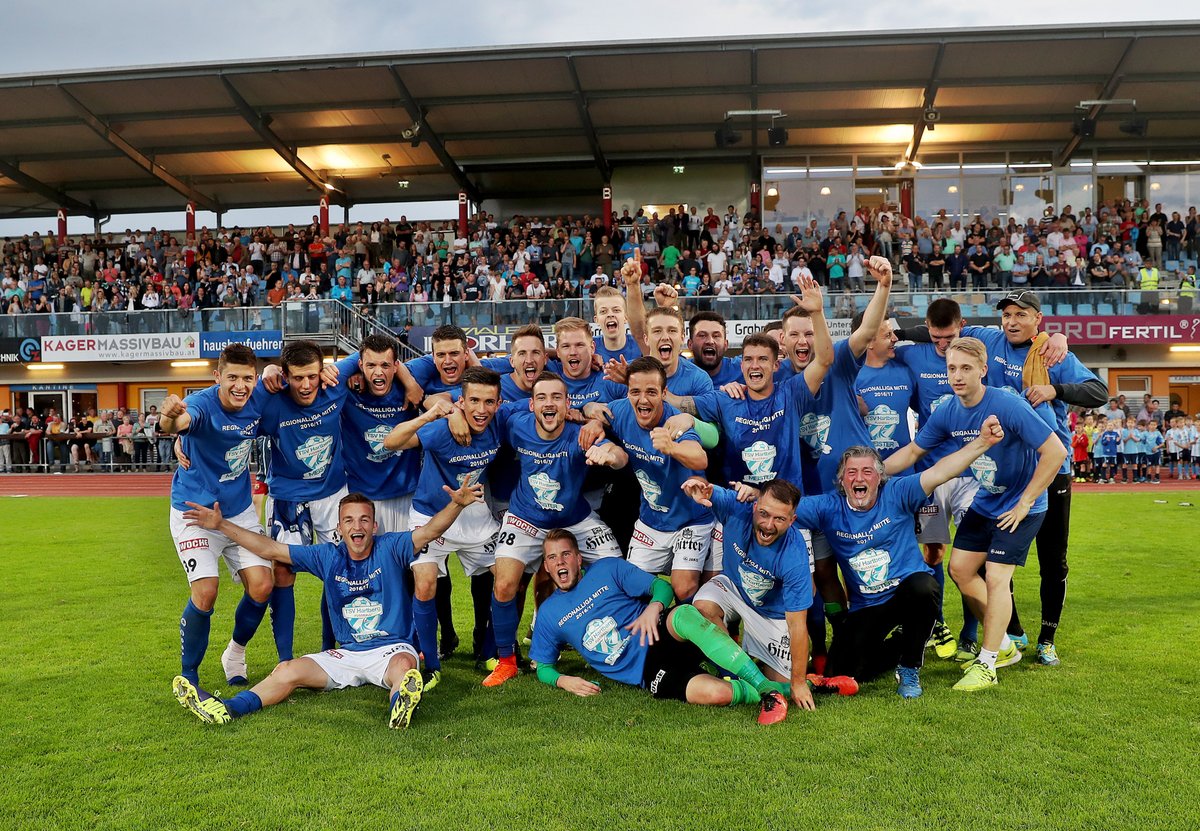 THROWBACK 👀

Heute vor 8 Jahren - am 02.06.2017 - fixierte unsere Mannschaft mit einem 2:0 über den SC Kalsdorf den Meistertitel in der Regionalliga und den Aufstieg in die zweite Liga. 🏆🥇

Es war der Startschuss für das Hartberger Fußballmärchen💙

#forzatsv #nevergiveup