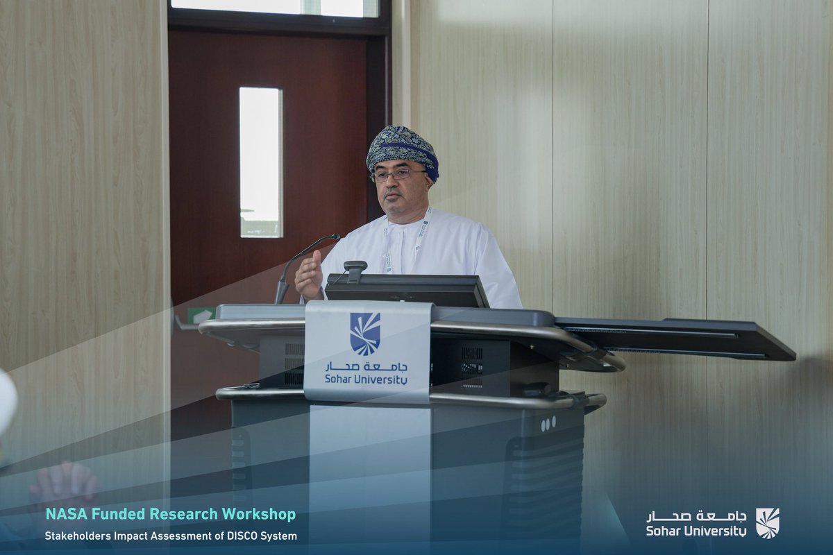 Soharuniv's tweet photo. Dr. Dawood Al Yahyai, Director General of Fisheries Research, emphasized the vital role of this project in promoting sustainable marine resource management and supporting data-driven environmental decision-making through advanced monitoring technologies. https://t.co/qImKWGq7aT