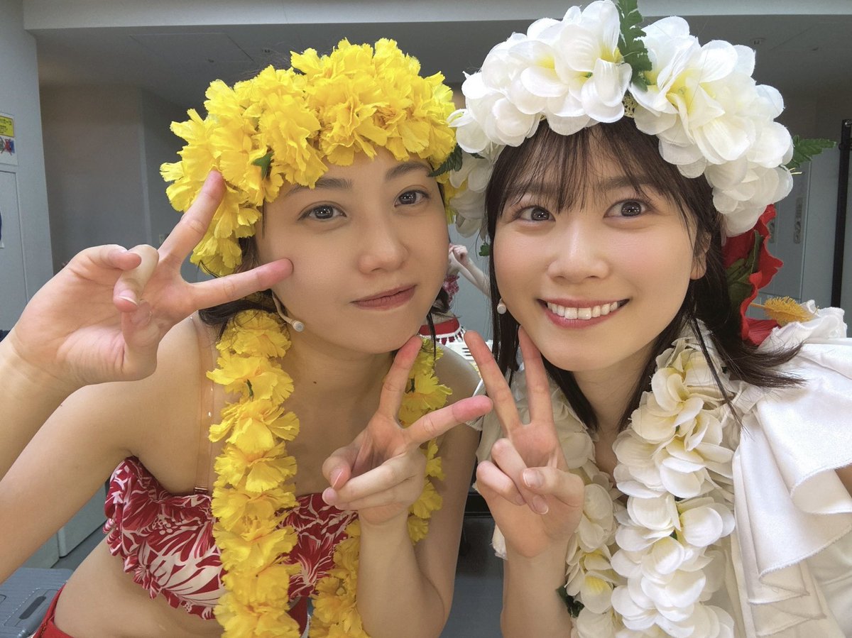yuriaaa_peace's tweet photo. 「フラガール - dance for smile -」 千秋楽！

笑って怒って泣いて踊って忙しい作品でした！

挑戦の初子さんでしたが、とってもいい経験をさせて頂きました！

フラとタヒチも本当に頑張った！
改めて言葉がないダンスで感情を伝える作業、好きだったなあと思い出しました。

また会う日まで🌺 https://t.co/jj1hpo1gMZ