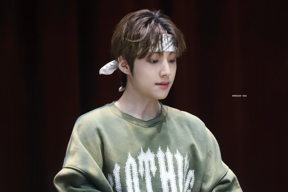 250502 JUMPUP

꼭 건강해야 해…

#은상 #EUNSANG
#YOUNITE #유나이트