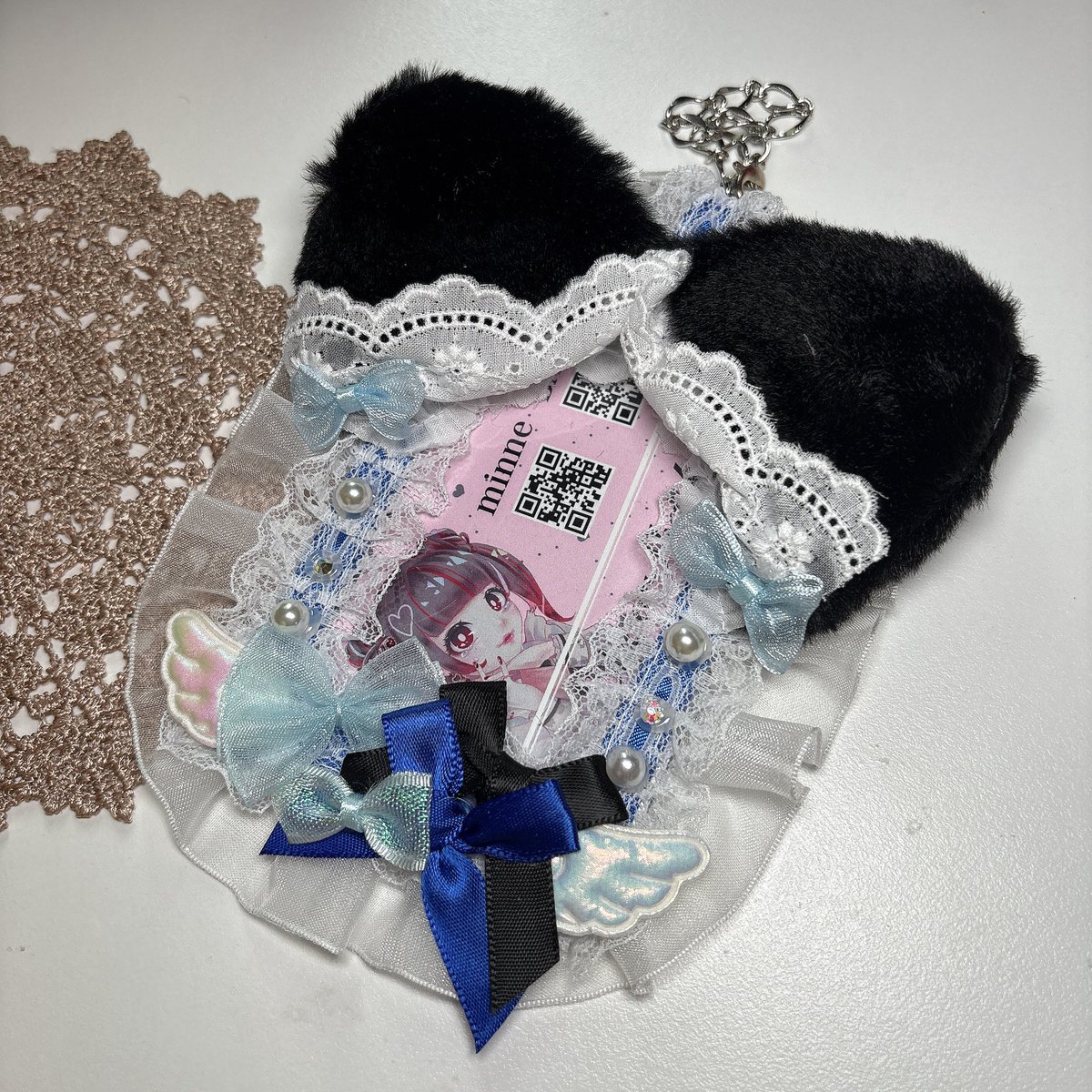 Reco_Atelier's tweet photo. 💎 ꧁༺ Weekly New Items ༻꧂ 💎

เฟรมการ์ด Framecard น่ารัก ขนาดใส่การ์ดห้อยกระเป๋าได้

งานแฮนด์เมดน่ารักๆ จากศิลปินญี่ปุ่น แบรนด์ Sugar Shark 

💎 ชิ้นละ 600

📦 ❤️ + RT สั่งภายในวีคนี้ ลด10%

เมนชั่นใต้โพสต์ หรือ DM ได้เลยค่ะ 
#SugarShark #เครื่องประดับแฮนด์เมด #งานญี่ปุ่น https://t.co/3aiTjjFzP1
