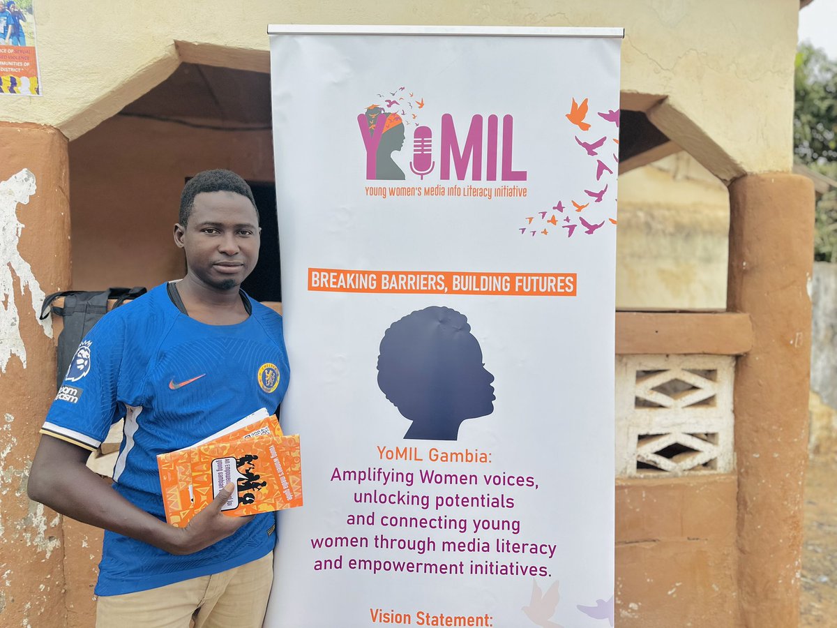 YoMIL_Gambia's tweet photo. After successfully conducting the first ever Women in Media Summit, we are now distributing copies of our Young women’s Media Guide across the seven regions of The Gambia. The targeted beneficiaries of the printed copies are Media outlets, Press Clubs and CSO’s. #Women #YoMIL https://t.co/KTzevYZGzI