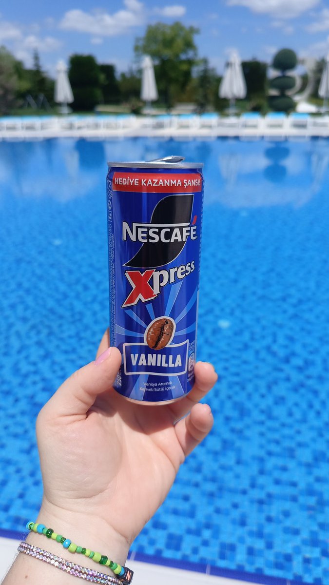 selinyilmaz24's tweet photo. Şansımı deneyeyim 💃🥳 @NescafeXpress https://t.co/NKkTzPEhRF