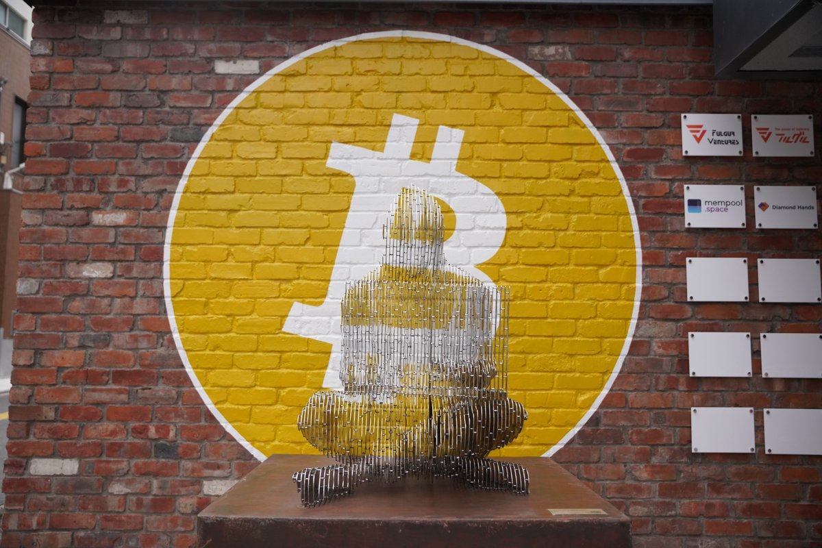 Teruko (@terukoneriki) on Twitter photo 今週ソウル🇰🇷で来週からまた東京🇯🇵。今月は <a href="/TBB_JP/">Tokyo Bitcoin Base JP</a> で毎週ミートアップ⚡️
tokyobitcoin.space/wakuwaku/
コワーキング1日利用券も発売㊗️今なら1枚買うと2枚もらえる上、入居企業向けプライベートイベントにもお試し参加できる。今月は <a href="/umbrel/">Umbrel ☂️</a> CEO <a href="/mayankdotch/">Mayank Chhabra ☂️</a> を迎えて25日夜にTBBテラスバーで開催🍻 今週ソウル🇰🇷で来週からまた東京🇯🇵。今月は <a href="/TBB_JP/">Tokyo Bitcoin Base JP</a> で毎週ミートアップ⚡️
tokyobitcoin.space/wakuwaku/
コワーキング1日利用券も発売㊗️今なら1枚買うと2枚もらえる上、入居企業向けプライベートイベントにもお試し参加できる。今月は <a href="/umbrel/">Umbrel ☂️</a> CEO <a href="/mayankdotch/">Mayank Chhabra ☂️</a> を迎えて25日夜にTBBテラスバーで開催🍻