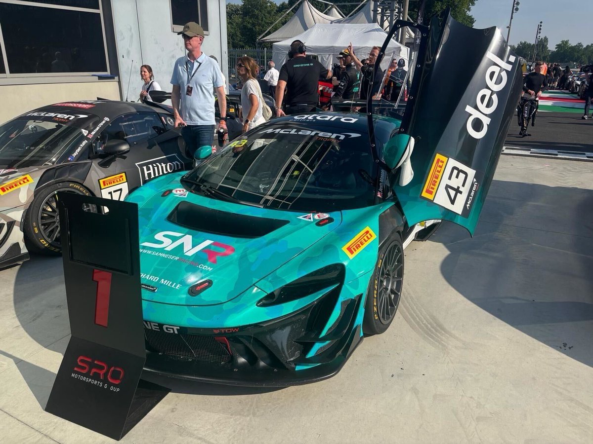 milanshiftsec's tweet photo. @deel speed in action 🚨 P1 in Monza this weekend!
Building at @deel  is like racing: speed wins - but safety keeps you in the game

Engineers ship fast.
The Security team rides shotgun, especially offensive 🫣
Zero brakes on features, zero compromise on security. 🏎️ https://t.co/XilH8mE1TL