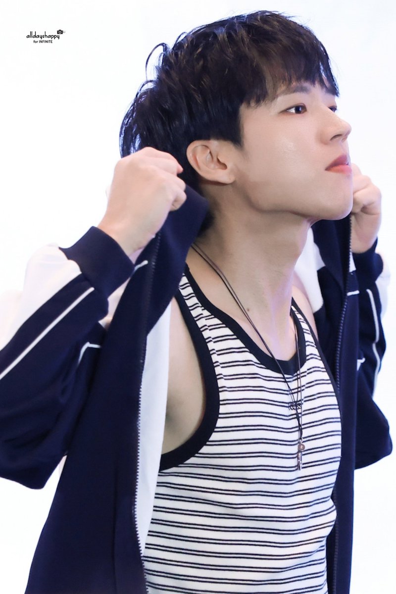 260602 남우현 상하이팬사인회

청춘드라마 한편 뚝딱✨️✨️✨️

#NAMWOOHYUN #인피니트 #남우현
 #INFINITE #南风予你