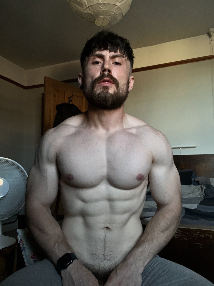 Morning bois 😏