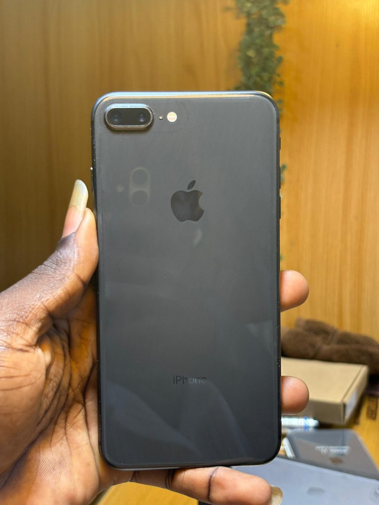 TS_gadgets's tweet photo.  iPhone 8 Plus 64gb || FU || True Tone || Battery Health : 100% 🔋|| Touch ID ✅ || Color: Black || *₦125,000 https://t.co/L7ZpvKU7DY
