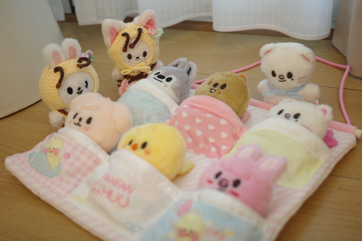 Christmas_Tree8's tweet photo. 🛏️😴🍼🌝🌃🌟 https://t.co/p0eak095b4