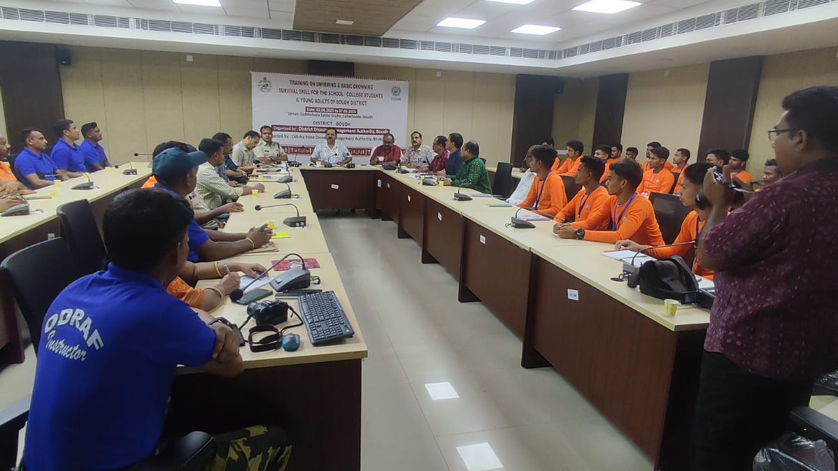 Dist Emergency Operation Centre,Boudh tweet media