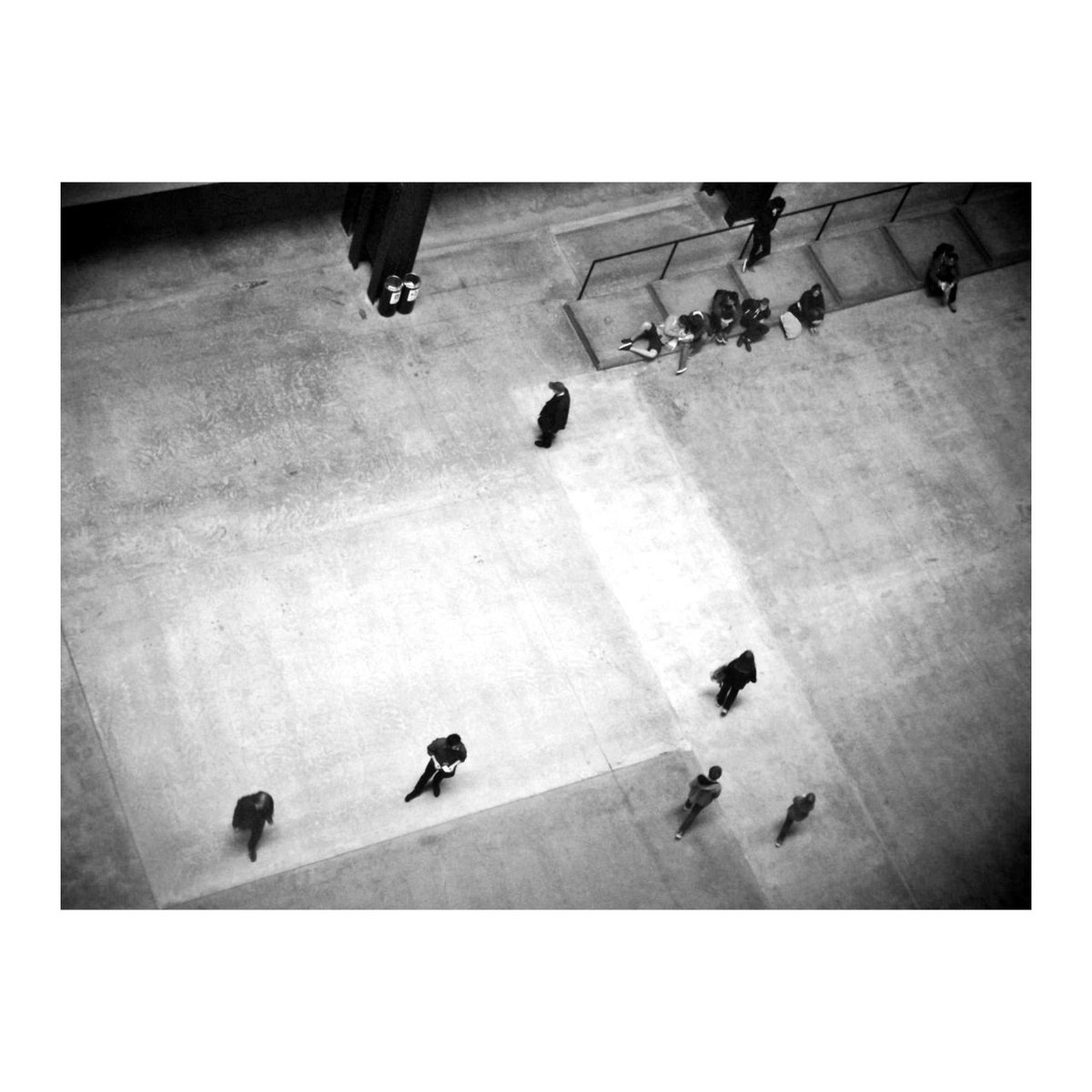 shanwdf's tweet photo. Always liked this photo I took in the Tate Modern – Taken on a Polaroid iS2132 (digital) which I always found to be a strange little camera. https://t.co/J7fK1wmFiD