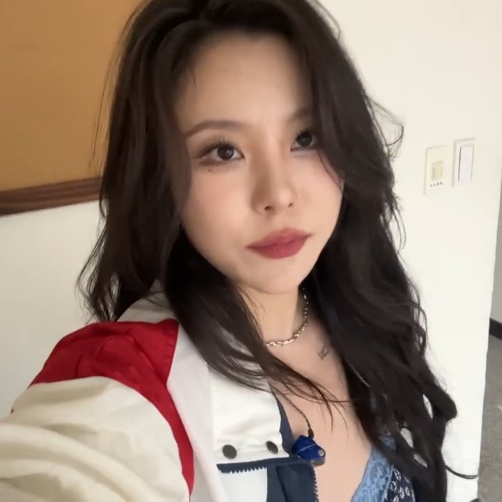 JUNG WHEEIN IS SO PRETTY