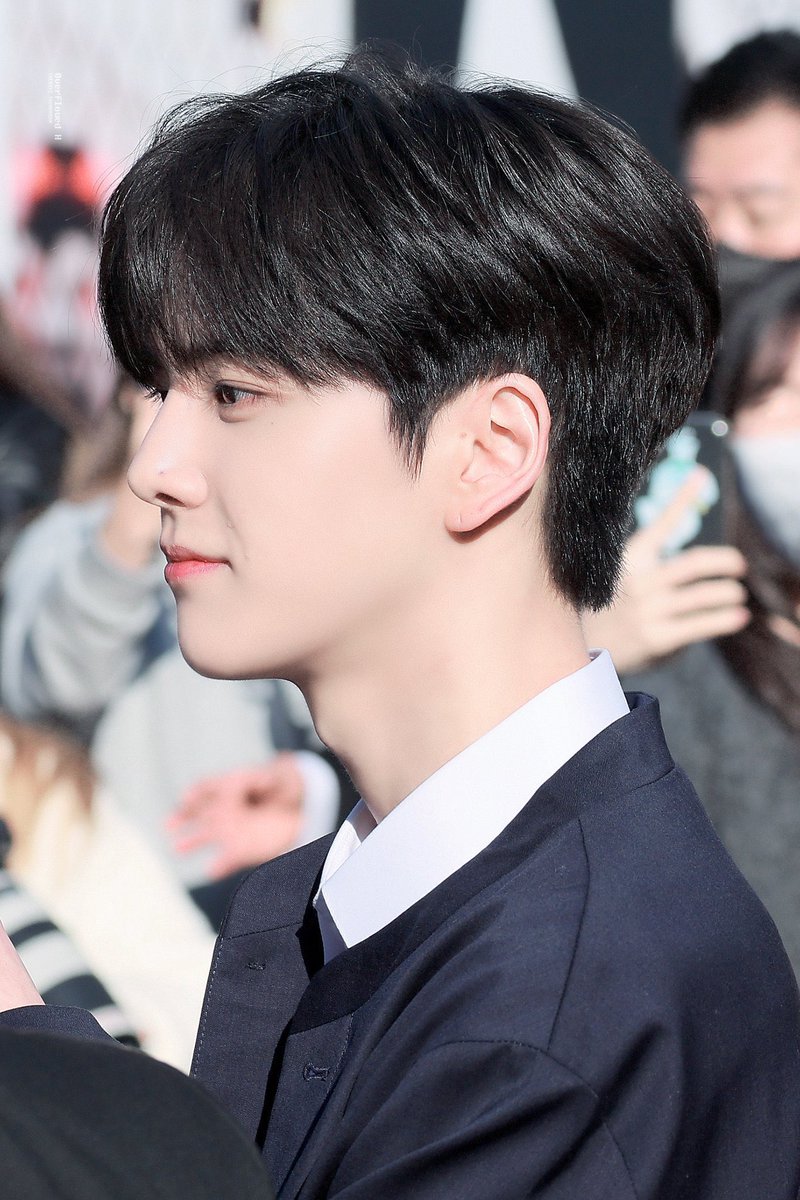 정략결혼 보고파
혼인신고부터하고 상대방 만나는데
긴장 타면서 기다리는 것 같음
아 진짜 하기 싫었는데… 이런 생각하다가
➡️ 이렇게 생긴 미남 나와서 첫눈에 반하기
선 결혼 후 썸타기 하실듯