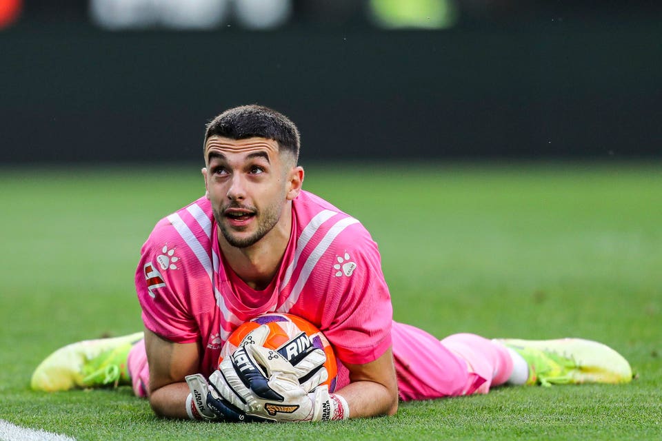 BarcaUniversal's tweet photo. Pep Guardiola: "I think Joan Garcia will be a very good goalkeeper." https://t.co/myluDmdsrL