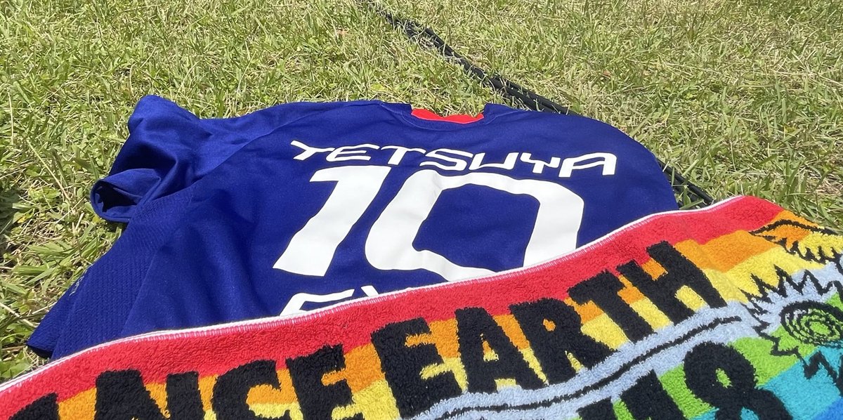 【拡散希望】
6/1 What is EXILE 神戸公演にて、写真のTETSUYAさんのユニを紛失してしまいました。
『アリーナ北4ブロック付近』にてお見かけされた方がいらっしゃれば、リプ、DMにて情報提供求めています。
ずっと大事にしてきた物で何とか探し出したいため、お力をいただけたらと思っております。