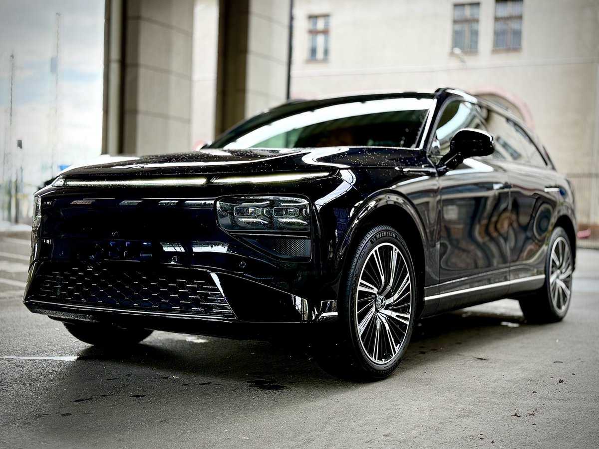 Artur Sychov ᯅ tweet media