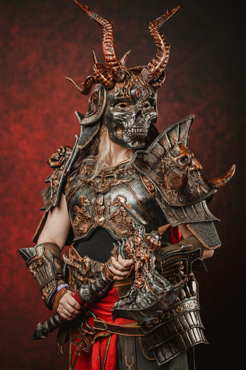 anhyracosplay's tweet photo. 🥳I want to celebrate my birthday with this super cool photos of my Awoken Coldiron Armor from Diablo IV taken by @Eosandy at @FantasyBasel this weekend!❤️ I love them so much! https://t.co/QHojSZiuho