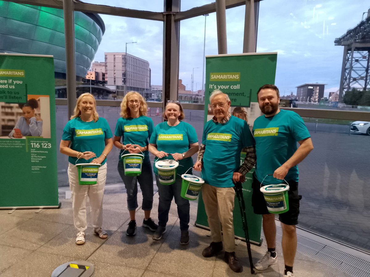 This #VolunteersWeek we want to give a HUGE thank you to all <a href="/samaritans/">Samaritans</a> volunteers who have and continue to give their time and compassion over the years. 

That includes our very own <a href="/AyrshireSams/">Ayrshire Samaritans</a> (just a few of them are pictured below) 💚