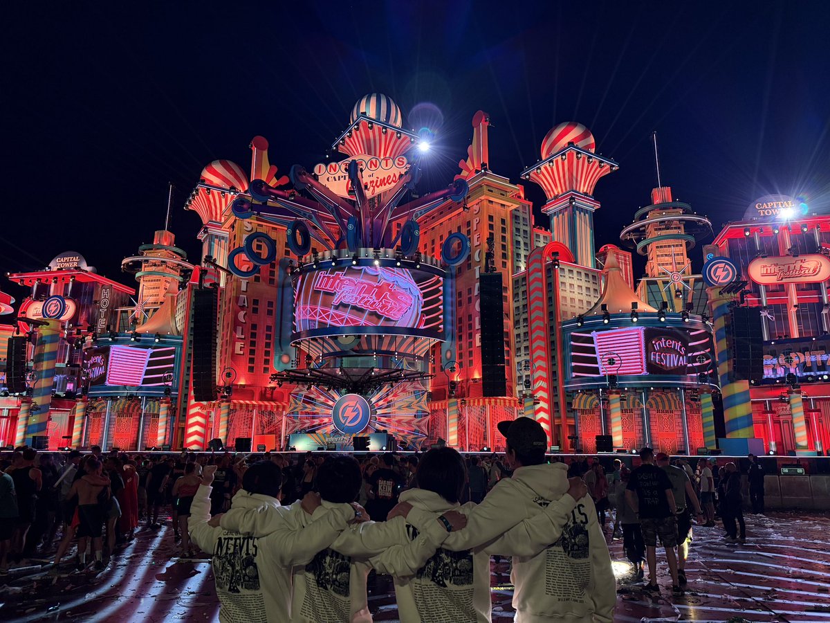 はやと tweet media