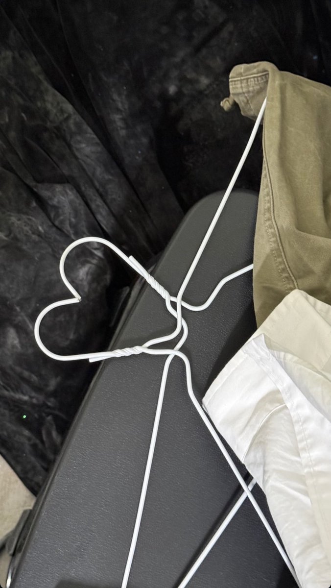 0802lees's tweet image. 250602 onyourm__ark [INSTAGRAM STORY]