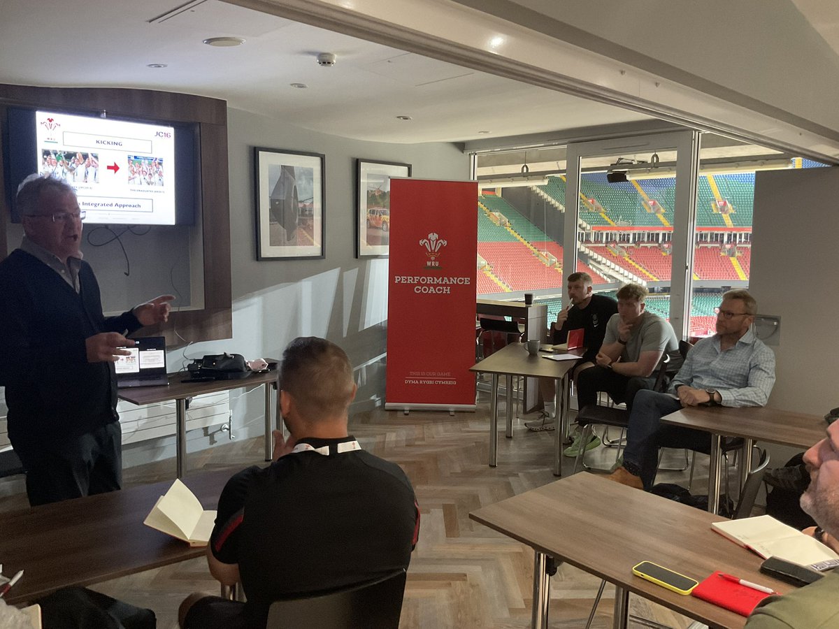 Gerry Roberts tweet media