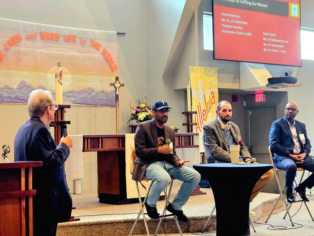 DruHart's tweet image. Spoke in Laurel, MD, this weekend as plenary speaker at a racial justice conference—preached on Jesus, the Doctrine of Discovery, and grassroots change. Shared all my books, incl. a teaser of Making It Plain. Grateful for the convo, panel, and reconnections. #FaithAndJustice