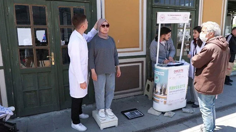 Meydanlarda kilo kontrolü uygulaması: İlk sonuçlar iç açıcı değil

olay.com.tr/meydanlarda-ki…