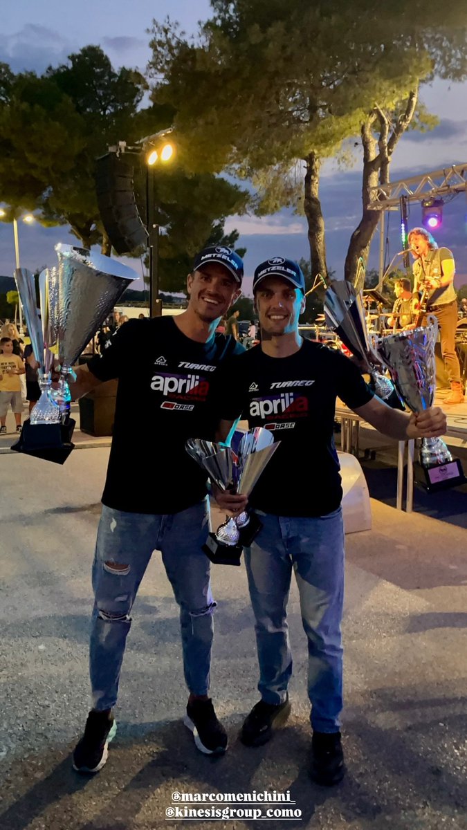 ApriliaPlanet's tweet photo. GRANDE DOMINIO ‼️
@ApriliaOfficial ❤️ #TuaregRally
#HellasRally 🤩 #Winner ‼️
#GuareschiMoto ❤️
@jacocerutti 🤩💪🏻
#FrancescoMontanari 🤩💪🏻
#MarcoMenichini 🤩💪🏻
. https://t.co/9bOmS65IeL