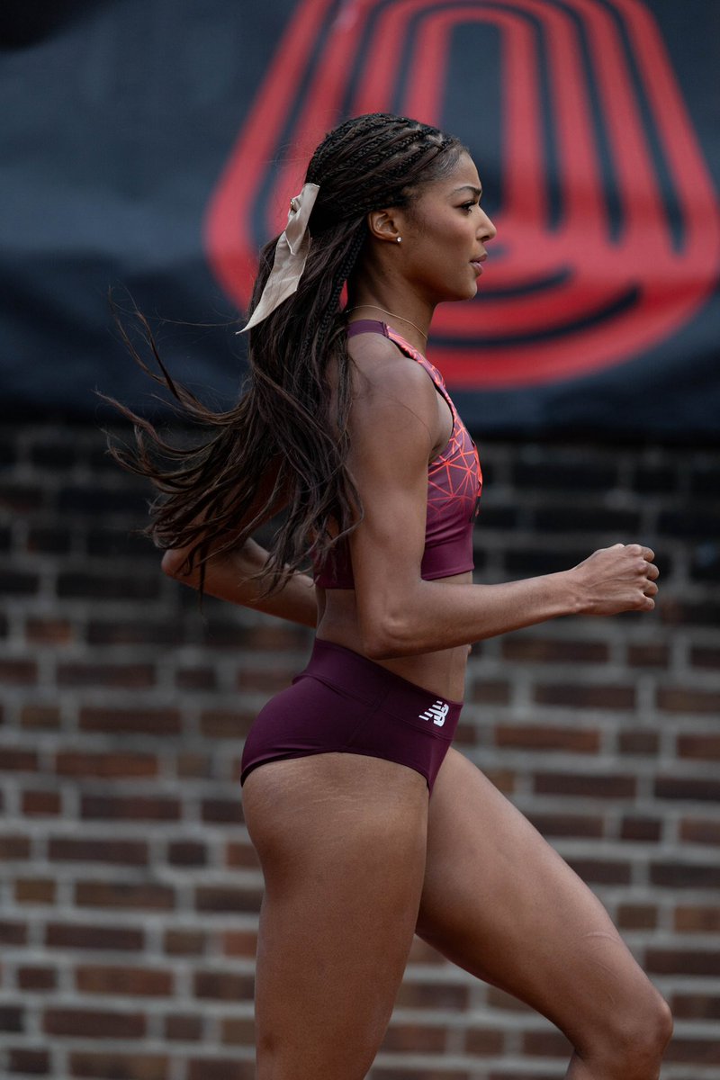 Gabby Thomas tweet media