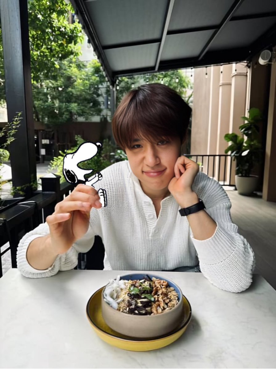 skuinani's tweet photo. going out with snutpy! https://t.co/G9VRUcNfCi