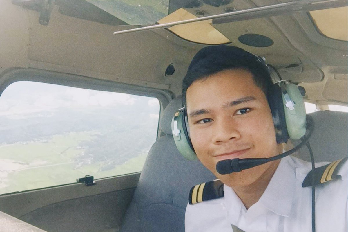 grilledunagi's tweet photo. Mga balang araw na ginawang unang araw, dala ng walang kamatayang abot-tanaw ng pag-asa. Walang dahilan para sumuko o mabuwal ang loob. 

Mananatiling tapat at bukas sa liwanag.

Salmo 118:24 https://t.co/iyavO6VaFT