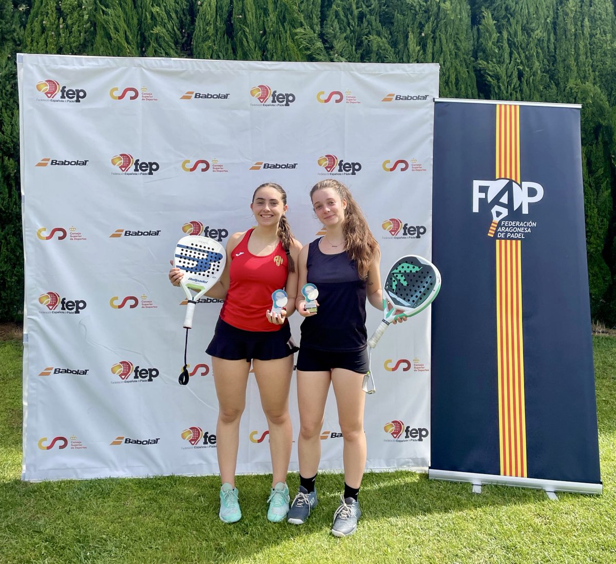 ¡𝗭𝗮𝗿𝗮𝗴𝗼𝘇𝗮 𝗳𝘂𝗲 𝘁𝗲𝘀𝘁𝗶𝗴𝗼 𝗱𝗲𝗹 𝘁𝗮𝗹𝗲𝗻𝘁𝗼 𝗻𝗮𝘃𝗮𝗿𝗿𝗼!
🏆 𝘛𝘺𝘊 3 – 𝘊𝘐𝘙𝘊𝘜𝘐𝘛𝘖 𝘕𝘈𝘊𝘐𝘖𝘕𝘈𝘓 𝘋𝘌 𝘔𝘌𝘕𝘖𝘙𝘌𝘚 2025
📍 <a href="/Padelzaragoza/">Pádel Zaragoza</a> 

🔗 tinyurl.com/mwhxcem9

<a href="/padelfederacion/">Federación Española de Pádel</a> 
<a href="/babolatpadel/">Babolat Padel</a>