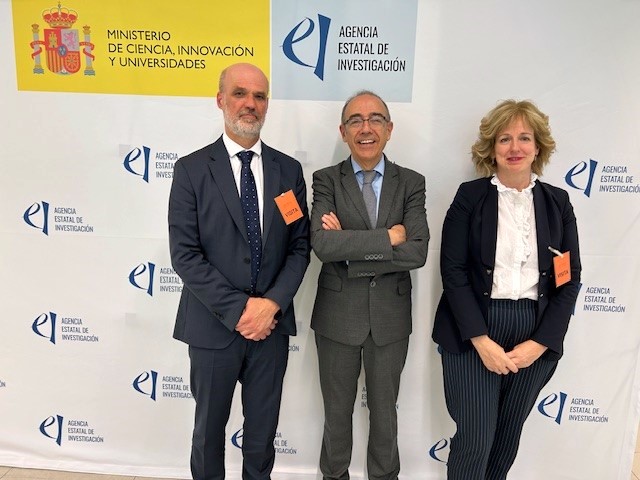 📸 #Encuentro de trabajo entre el DG de la <a href="/AgEInves/">Agencia Estatal de Investigación</a>  AGENCIA ESTATAL DE INVESTIGACIÓN, Jose Manuel Fernandez de Labastida del Olmo y el DG de #CENER, Pablo Ayesa Pascual, en el que también participaron María Teresa del Barrio Juanes, Jefa de la División de Programación y