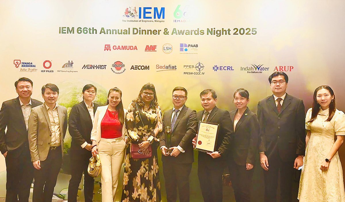Jurutera Perunding Meinhardt Sdn. Bhd. has received the Engineering Consultancy Practices (ECP) - Pinnacle Award (Champion) for the Year 2025 by The Institution of Engineers, Malaysia (IEM).