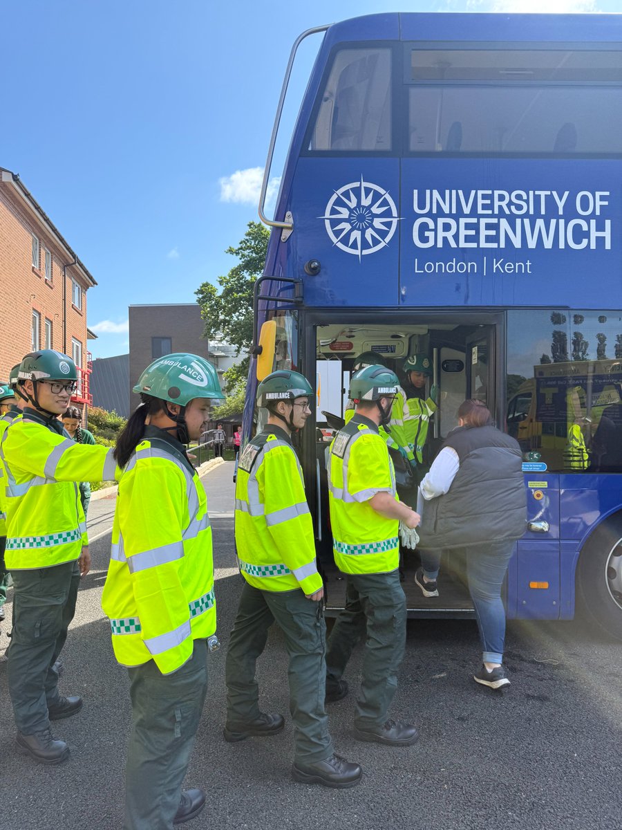 Last week, our first year Paramedic Science students took part in a mass casualty simulation at our Avery Hill and Medway campuses involving a pedestrian who had been hit by a bus