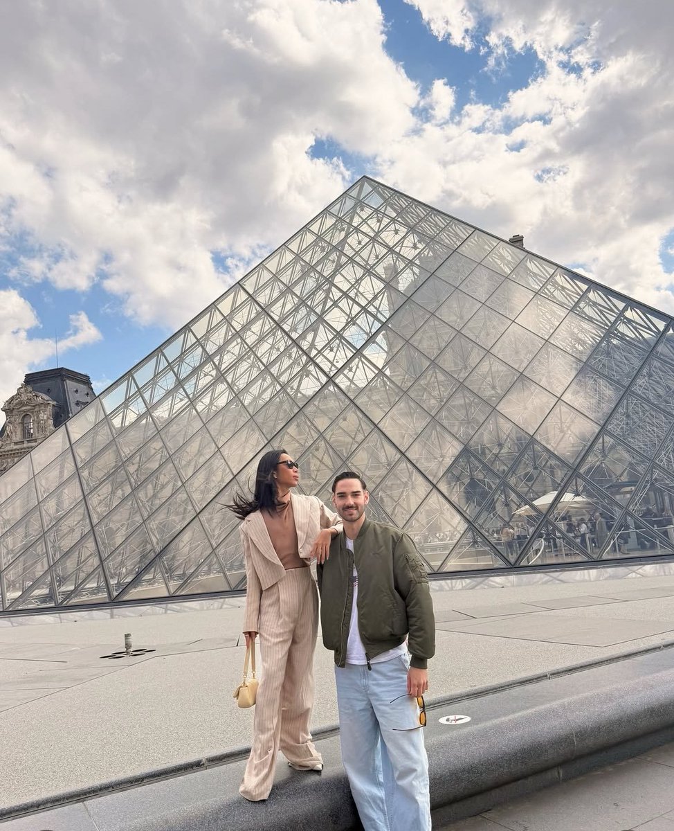 I GUESS THEY FOUND LOVE IN THE CITY OF LOVE..