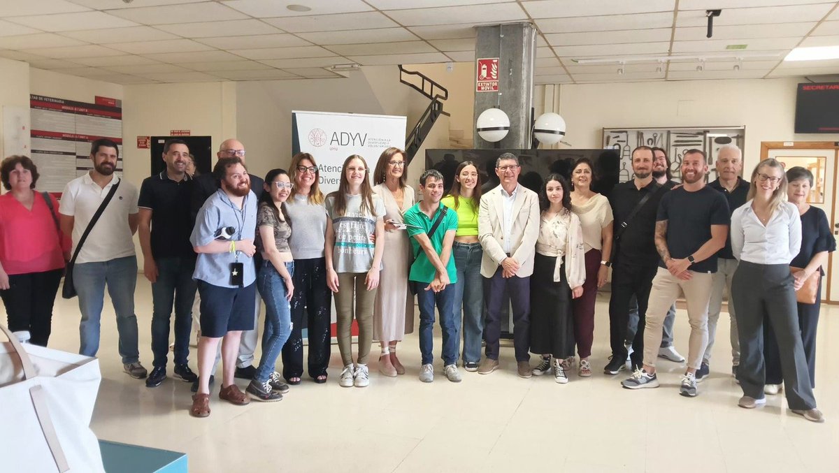 Fesormu (@fesormu) on Twitter photo Presentación de #Svisual en la <a href="/UMU/">Universidad Murcia</a>.
Accesibilidad para el alumnado sordo gracias a esta plataforma de video interpretación de @fundacioncnse y el compromiso social de la Universidad de Murcia.
Gracias <a href="/ADYVUMU/">Servicio Atención a la Diversidad y Voluntariado</a> Presentación de #Svisual en la <a href="/UMU/">Universidad Murcia</a>.
Accesibilidad para el alumnado sordo gracias a esta plataforma de video interpretación de @fundacioncnse y el compromiso social de la Universidad de Murcia.
Gracias <a href="/ADYVUMU/">Servicio Atención a la Diversidad y Voluntariado</a>