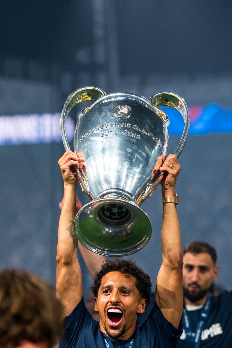 YanisGBA's tweet image. CHAMPION MON FRÈRE 💫

@PSG_inside @CulturePSG