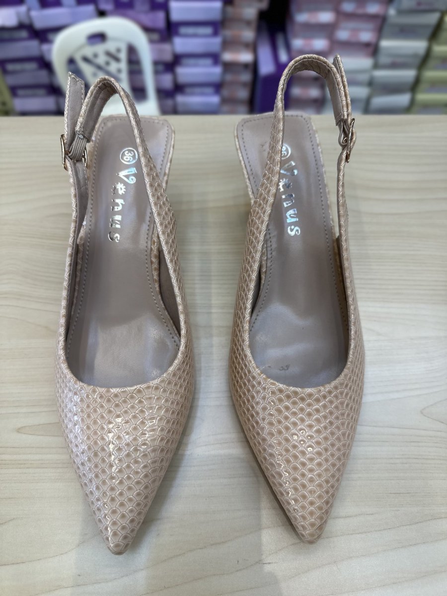 KickandStyleX's tweet image. Elevate your look with our nude snake skin heels—chic, trendy, and perfect for any occasion! 🐍👠 #StylishSteps #SnakeSkinHeels
 #KickandStyleFashion #KickandStyleFashionAccessoriesTrading #KFAT
📍Poblacion, Padre Garcia, Batangas
(PM for details!🖤)