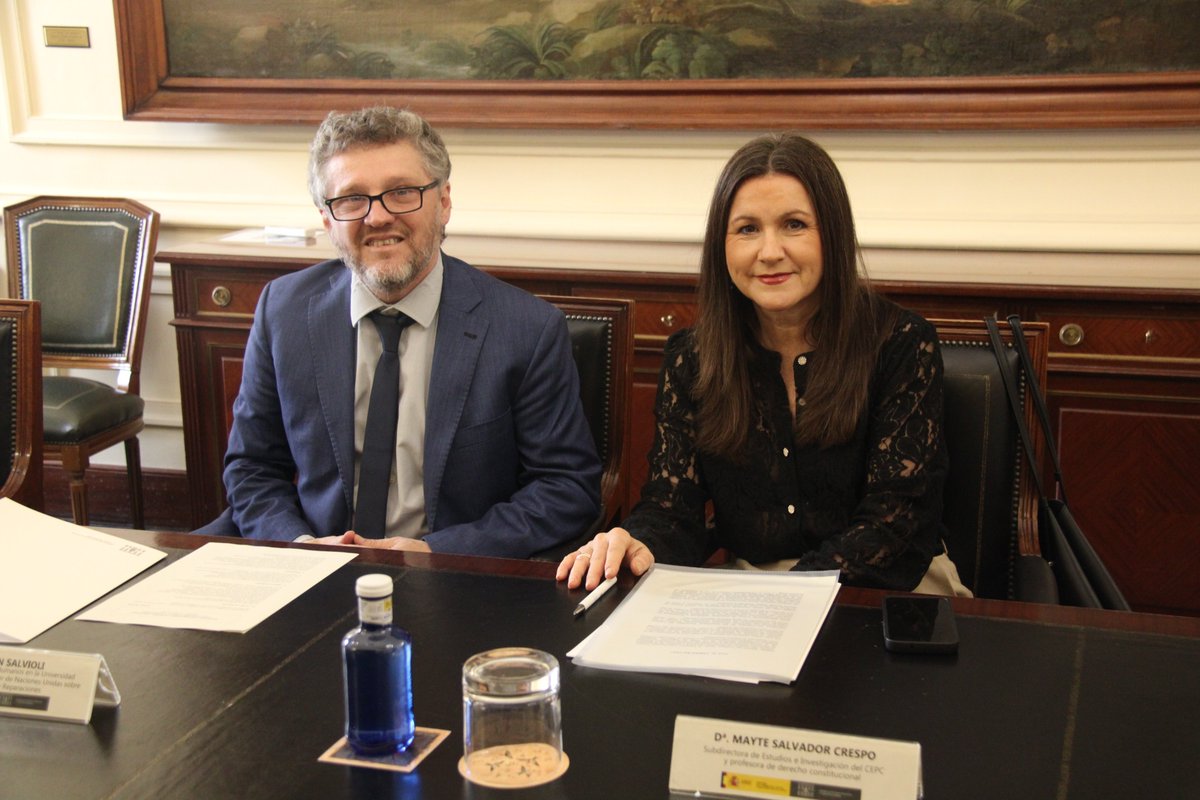 Fabián Salvioli. catedrático de Derechos Humanos en <a href="/unlp/">UNLP</a> y ex relator de <a href="/ONU_es/">Naciones Unidas</a> sobre Verdad, Justicia y Reparaciones, visita de nuevo el <a href="/cepcgob/">Centro de Estudios Políticos y Constitucionales</a> donde imparte la conferencia 'Justicia transicional. Estándares internacionales contemporáneos'